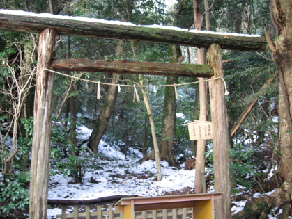 入らずの森入口